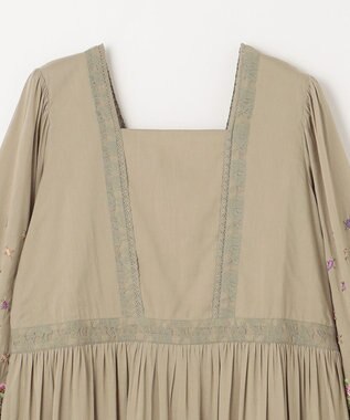 GRACE CONTINENTAL フラワー刺繍エスニックワンピース カーキ