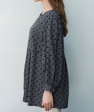 Tiaclasse L 【洗える】フロッキードットチュニック チャコールグレー