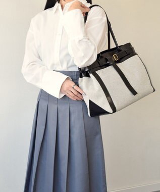 INTER-CHAUSSURES 【CHRISTIAN VILLA】レザーハンドルキャンバストート ブラックコンビ