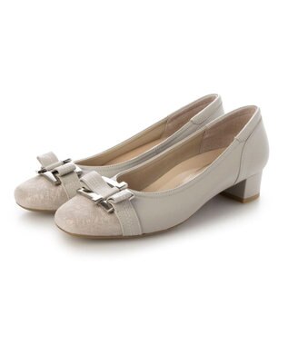 Riz raffinee 【3E】バックルリボンモチーフパンプス ライトグレービ―