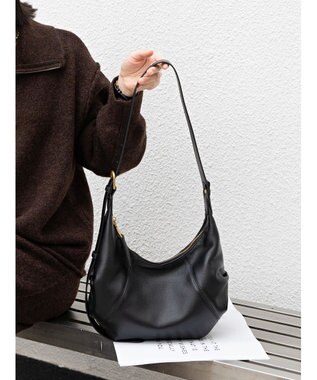 style code 【ペットボトル収納可能】[Lyrss/リルス] 牛革 ショルダーバッグ ブラック