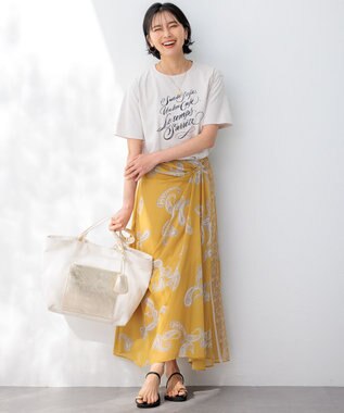 23区 【井波麻里衣さんコラボ】カリグラフィー プリント Tシャツ フロスト×ブラック