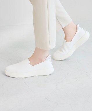 steppi 【撥水/抗菌防臭】多機能ニットシューズ（ウィメンズ向け） ホワイト