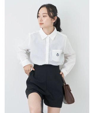 earth music&ecology ロゴ刺繍シャツ Off White