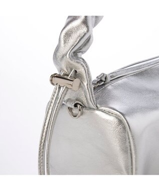 UNBILLION 『VERY』バイヤー大和美帆さんコラボ　ペルケ perche / シープボックスチェーンショルダーバッグ シルバー