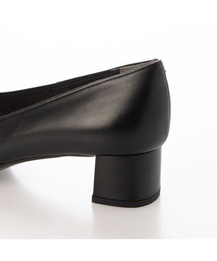 Riz raffinee <Riz raffinee>スクエアトゥプレーンパンプス ブラック