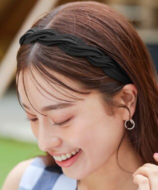 Tiaclasse ツイストデザインブレイドカチューシャ ブラック(幅細タイプ）
