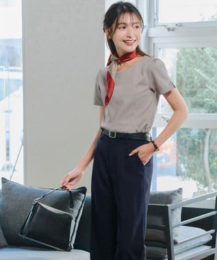 Tiaclasse 【UVカット・吸水速乾】 “きれい見え” パネルラインカットソートップス グレージュ