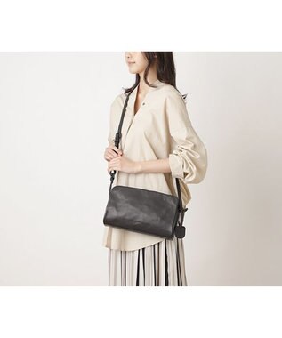 genten ゴートベーシック スクエアショルダーバッグ