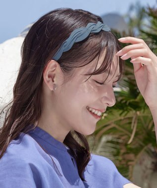 Tiaclasse ツイストデザインブレイドカチューシャ サックス(幅細タイプ）