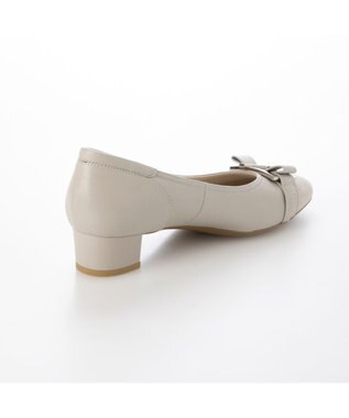 Riz raffinee 【3E】バックルリボンモチーフパンプス ライトグレービ―