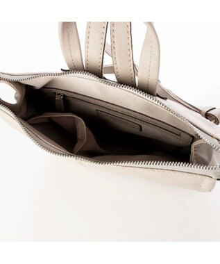 UNBILLION アトランタ ATLANTA / やぎ革軽量ミニリュック ベージュ