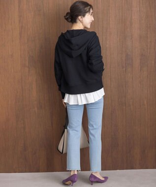 組曲 L ロゴ刺繍入り裏毛パーカー ブラック系