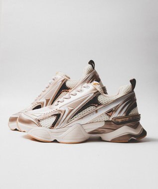 STEVE MADDEN SPEEDSTER-E リサイクリングランニングスニーカー シルバーゴールド