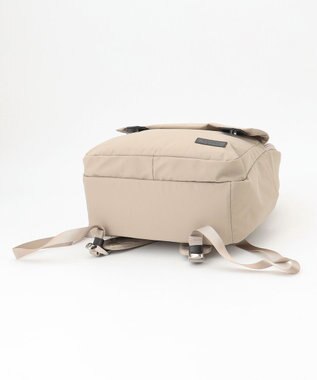 Y'SACCS ダブルタブ　トラベルデイパック ライトベージュ