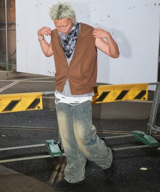 WEGO 【ユニセックス着用ITEM】ショートノースリーブZIPパーカー ブラウン