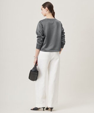 ICB L 【洗える】サテンボンディング クルーネックプルオーバー チャコール系