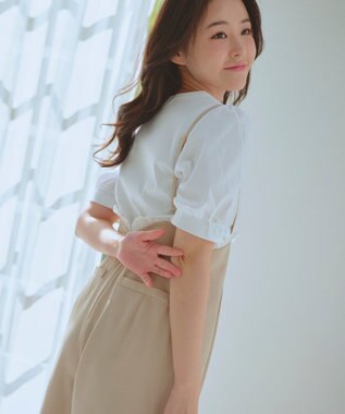 Feroux フリルデザイン・サス付きパンツ ベージュ系