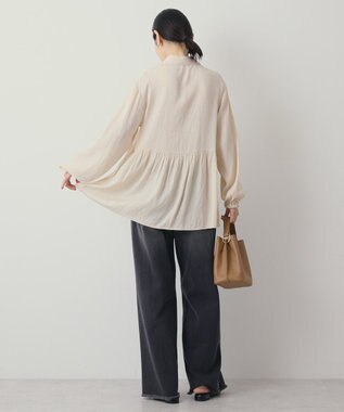 AMERICAN HOLIC サテンティアードブラウス Ivory