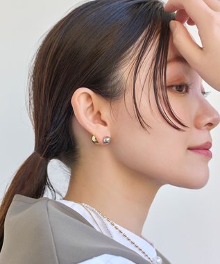 Phoebe メタルボールバックキャッチピアス　コンビ シルバー