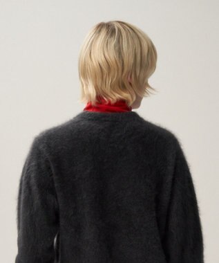 ATON ROYAL CASHMERE FUR | Ｖネックセーター CHARCOAL GRAY