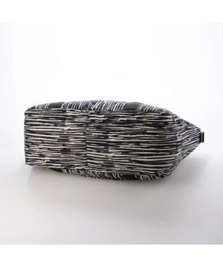 UNBILLION cachecache パッカブルナイロンボストンバッグ アイボリーネイビー