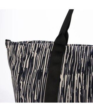 UNBILLION cachecache パッカブルナイロンボストンバッグ アイボリーネイビー