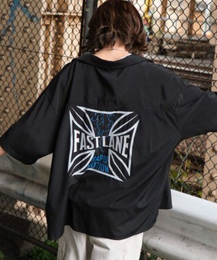 WEGO 【ユニセックス着用ITEM/MLサイズ展開】オープンカラーグラフィックシャツ（SS） ブラック