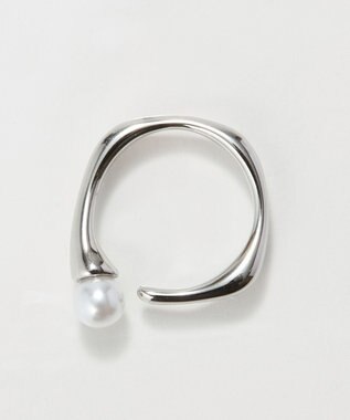 Phoebe 〈金属アレルギー対応〉ラスターフレームパールカフリング　シルバー/ステンレス/大ぶり/存在感◎/主役級/変形 シルバー