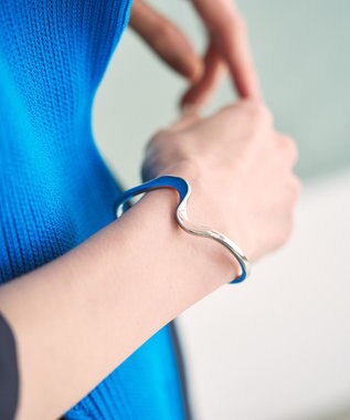 カーブバングル