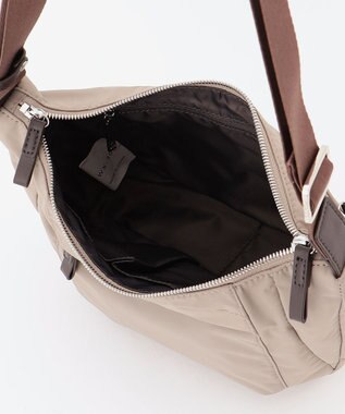 Y'SACCS カーゴポケット　ショルダーバッグ グレージュ