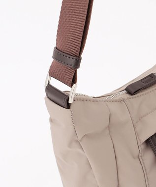 Y'SACCS カーゴポケット　ショルダーバッグ グレージュ