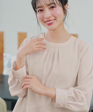 Tiaclasse L イレギュラーヘムブラウス ライトベージュ