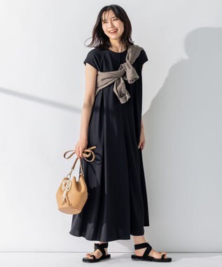 23区 【STORY7月号掲載】クロス サンダル ブラック系