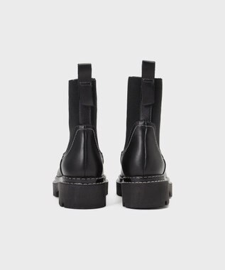 GRACE CONTINENTAL POEVE 　ショートブーツ ブラック