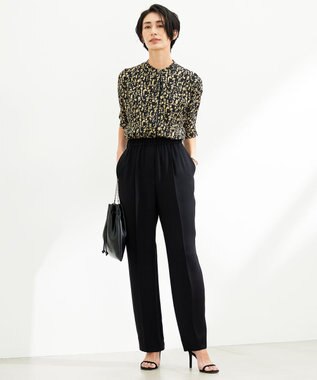 ICB L 【新色追加・接触冷感・UVケア・速乾・洗える】BackSatinAmunzen 5分袖バンドカラーブラウス ブラック×クレイベージュ柄系