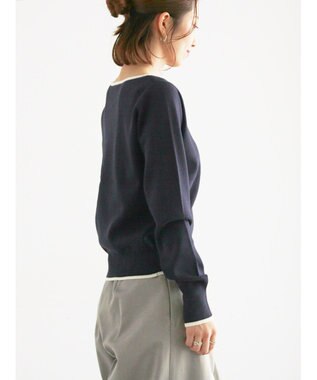 Te chichi スクエアチャームキーネックプルオーバー ネイビー