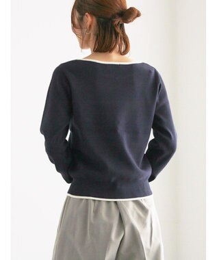Te chichi スクエアチャームキーネックプルオーバー ネイビー