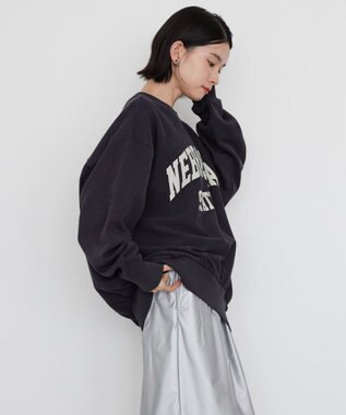 AMERICAN HOLIC ＮＥＢＲＡＳＫＡロゴプリントスウェット① Charcoal Gray