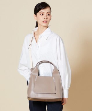 LA BAGAGERIE 【veganview】triangle shape mini tote bag グレージュ