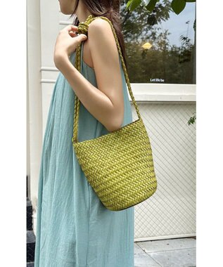 style code 大人の夏を軽やかにする 牛革 メッシュ バケットショルダー