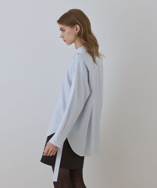 GRACE CONTINENTAL エンブレム刺繍シャツ サックス