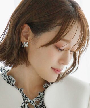 TOCCA 【chayさん着用】WITH FLORA 2WAY EARRINGS イヤリング シルバー系