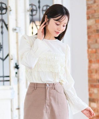 Feroux フリルギャザー ブラウス ホワイト系