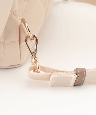 LA BAGAGERIE グリッドキルティングリュック アイボリー