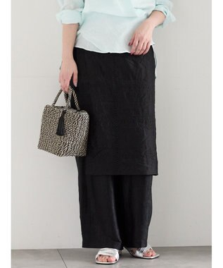 Te chichi チーフ刺繍ラップスカート付きパンツ ブラック