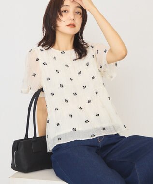 AMERICAN HOLIC 花柄刺繍シャーリングブラウス Off White