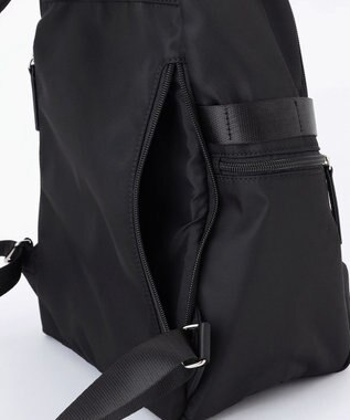 ICB 【4/3-4/19期間限定・受注生産】選べるチャーム 8ポケットナイロンリュック カスタマイズ ファー白&フェイクレザーロープ白