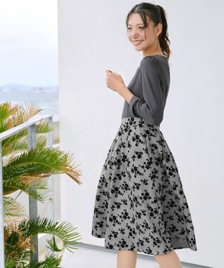 Tiaclasse L フロッキードッキングワンピース チャコールグレー×グレーチェック