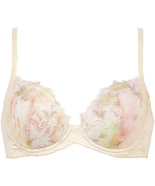 Wing 【エアリーソフトブラ】　ふんわりエアリーな着用感　脇から背中すっきり　ウイング／ワコール　KB2202 シェルベージュ